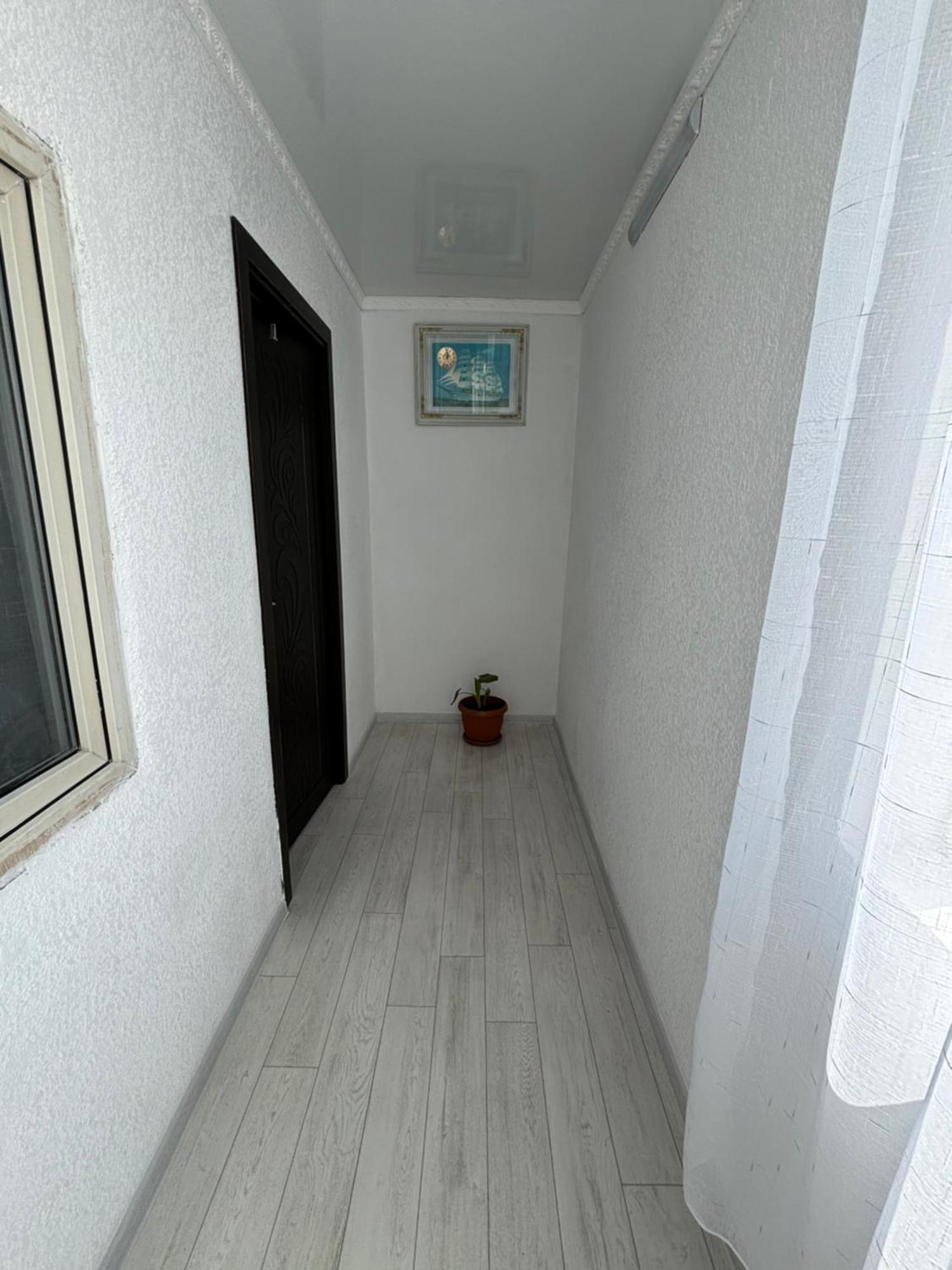 Hostel,Halal Хостел,Халал Tokmok Екстериор снимка