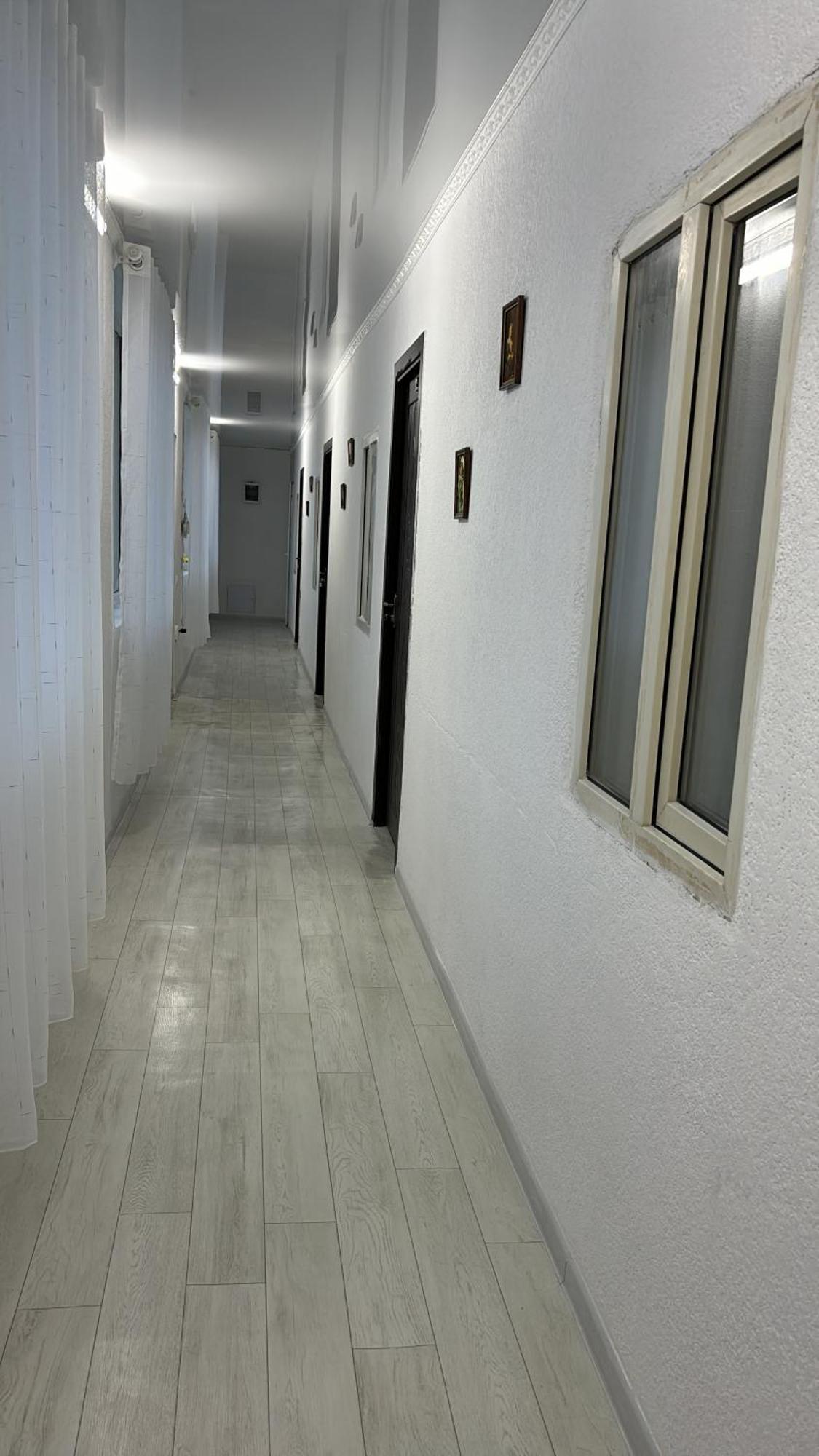 Hostel,Halal Хостел,Халал Tokmok Екстериор снимка