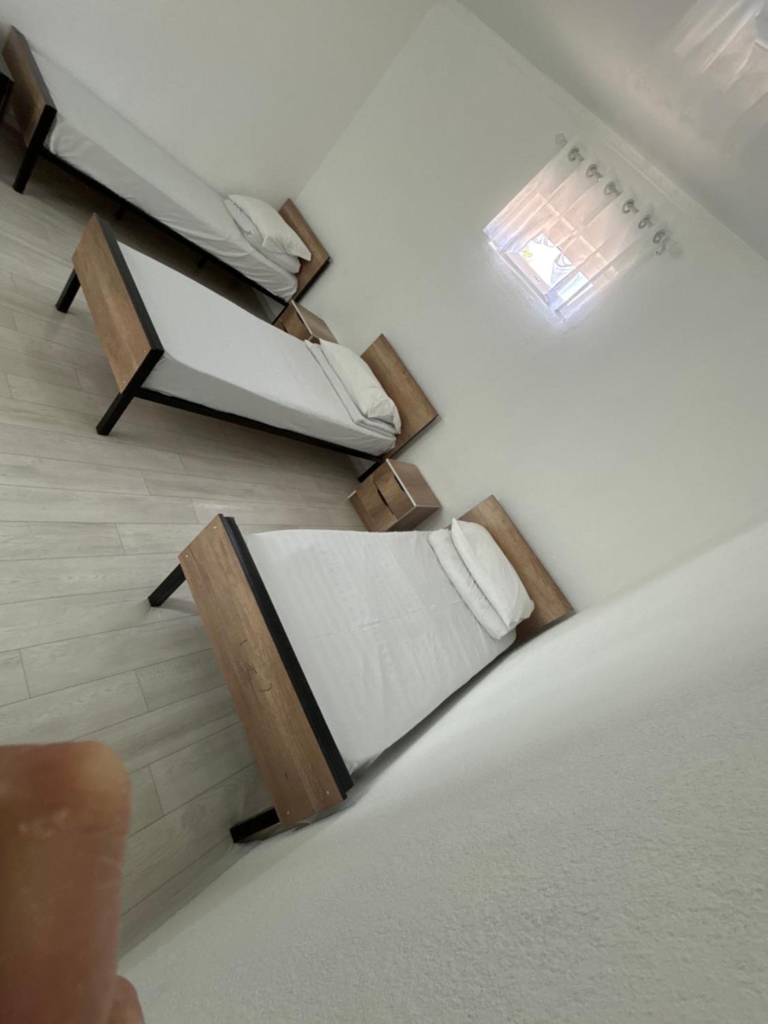 Hostel,Halal Хостел,Халал Tokmok Екстериор снимка